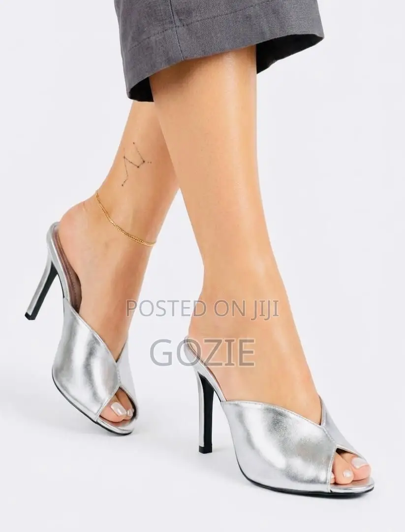 Beautiful Zara Leather High Heel Slip On