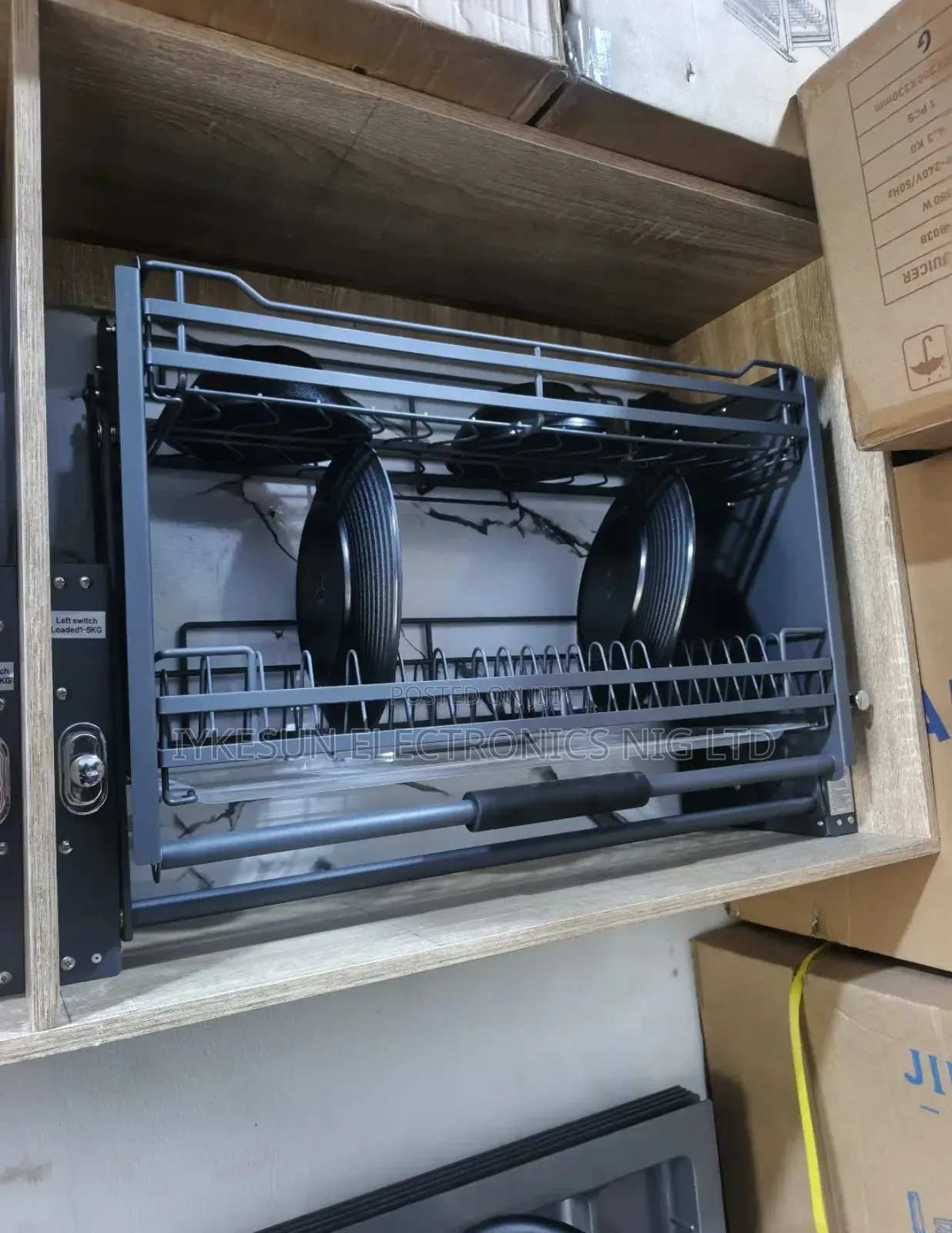 Original Quality Built-in Elevator Pull Down Rack 80cm Etc.