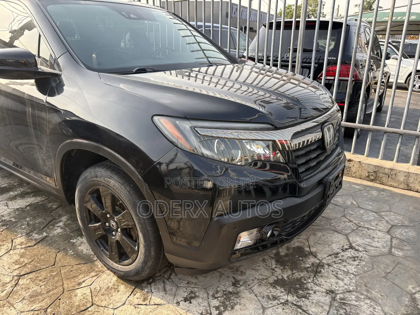 Honda Ridgeline Black Edition AWD Crew Cab 125.2 in. WB 2018 Black