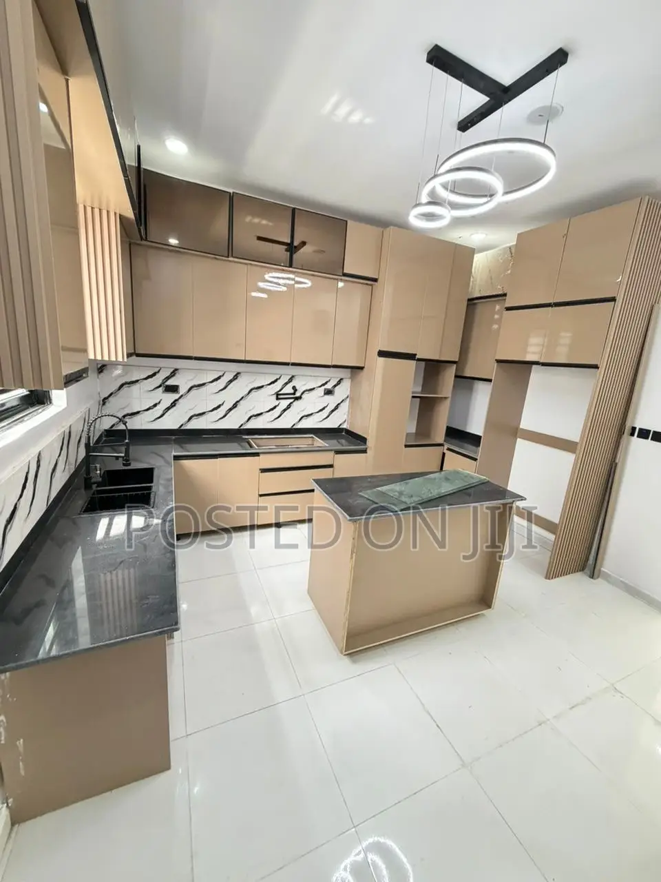 4bdrm House in Scheme 11, Lekki Phase 2 for sale