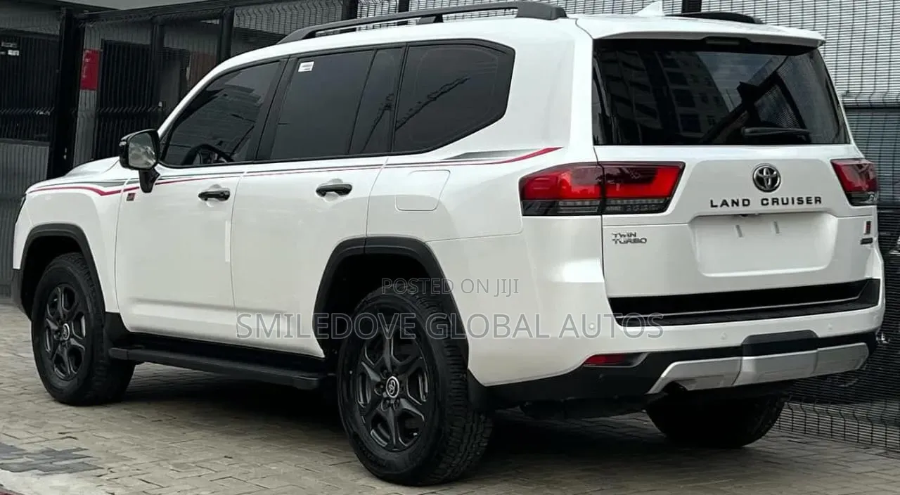 New Toyota Land Cruiser 2023 White