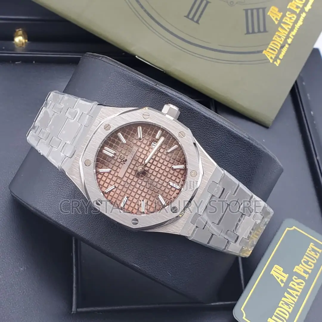 Audemars Piguet Quality Luxury Ladies Chain Strap Wristwatch