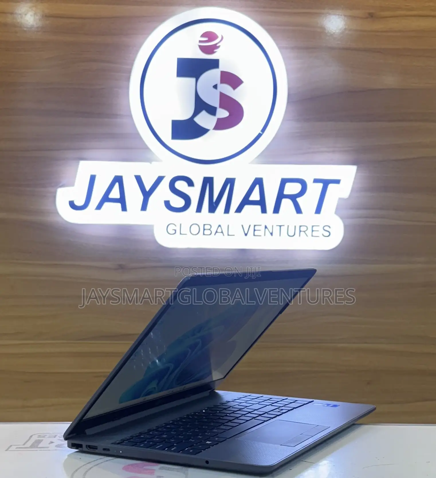 Laptop HP 250 G10 16GB Intel Core i5 SSD 256GB