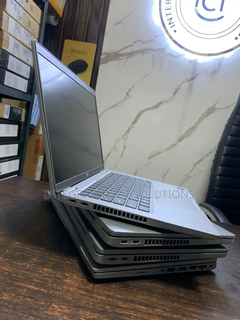 Laptop Dell Latitude 5420 16GB Intel Core i7 SSD 512GB