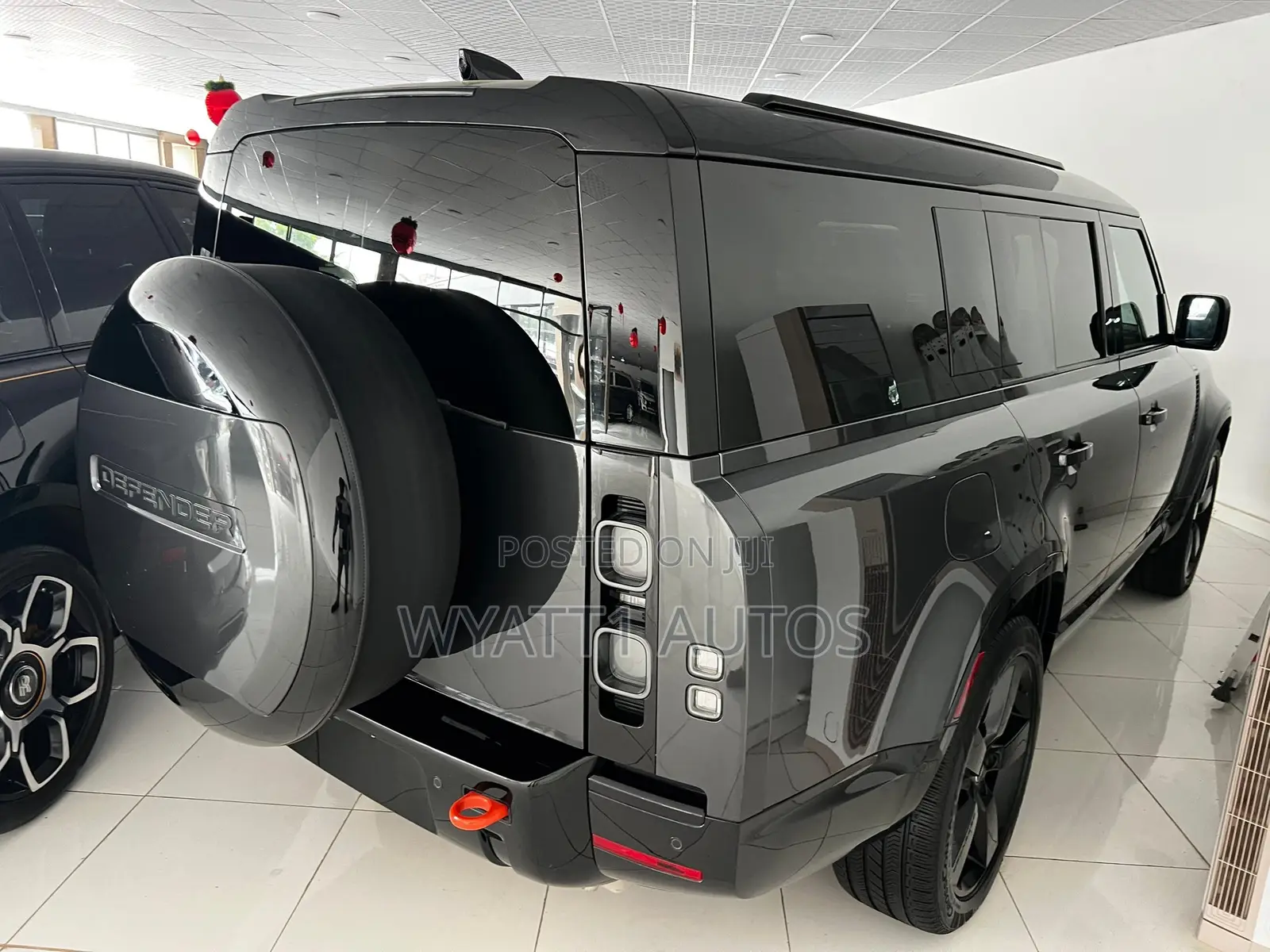 New Land Rover Defender 90 P400 X-Dynamic SE 2025 Black