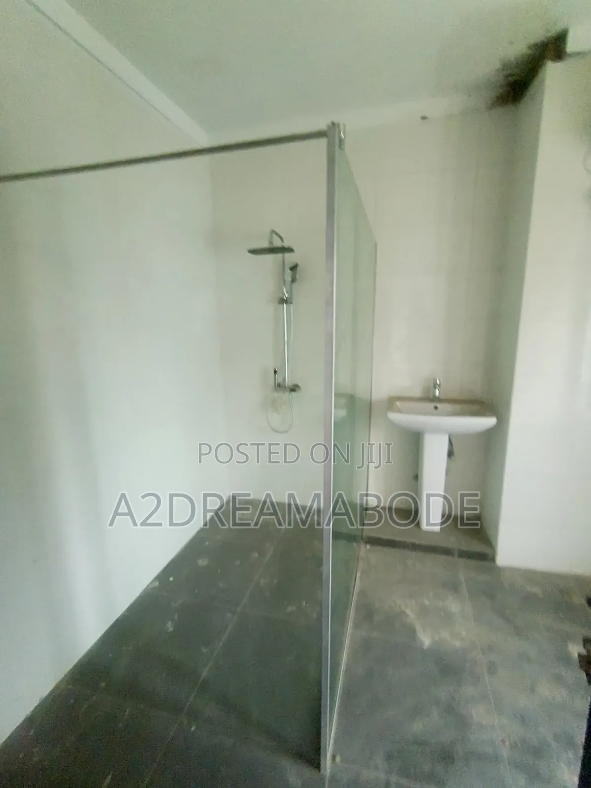 4bdrm Duplex in Ogudu Gra for sale