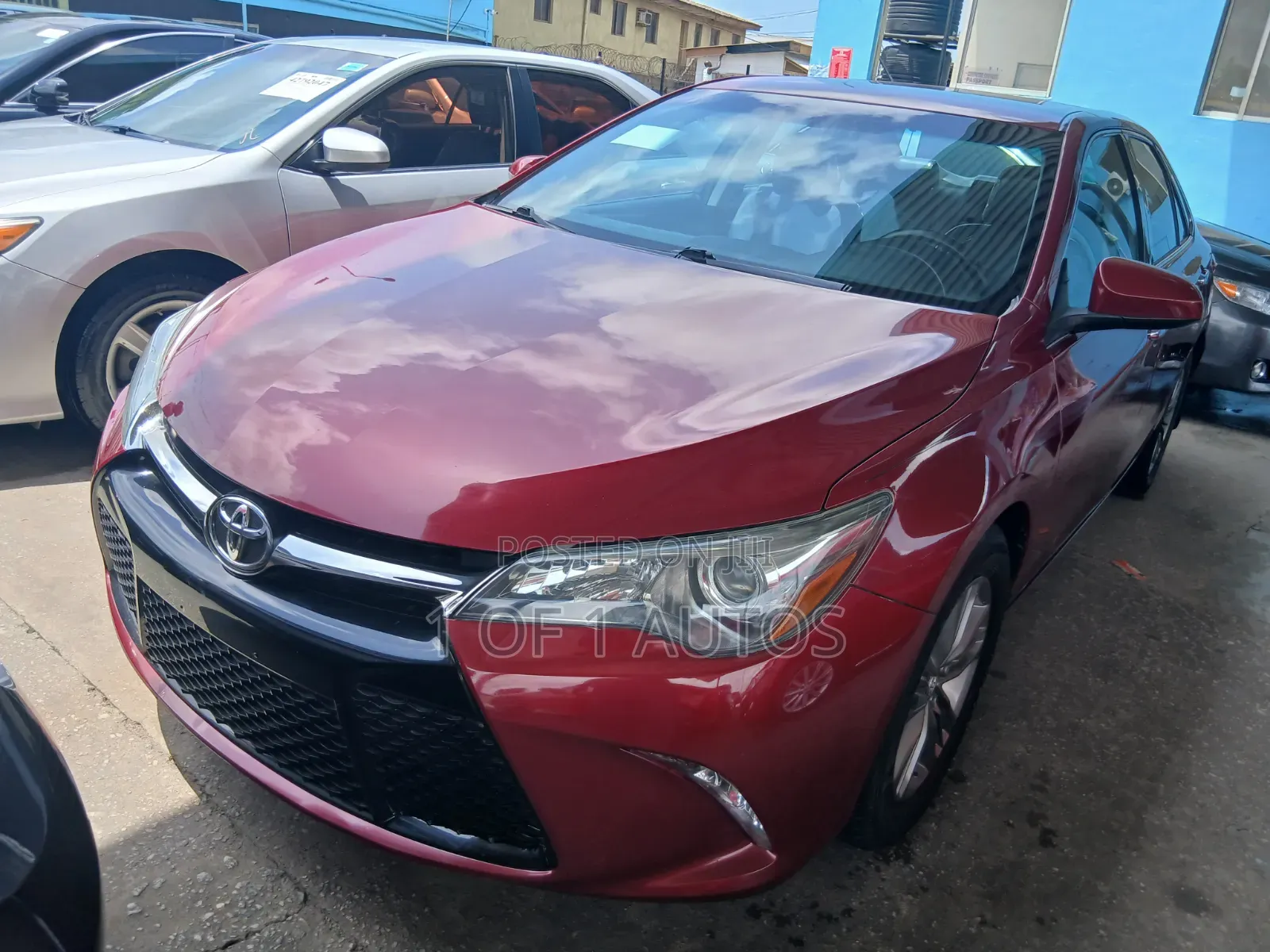 Toyota Camry SE 4dr Sedan (2.5L 4cyl 6A) 2016 Red