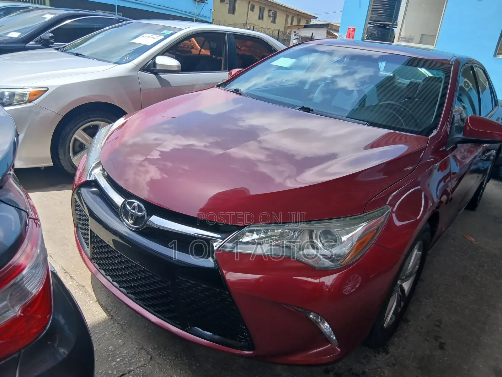 Toyota Camry SE 4dr Sedan (2.5L 4cyl 6A) 2016 Red