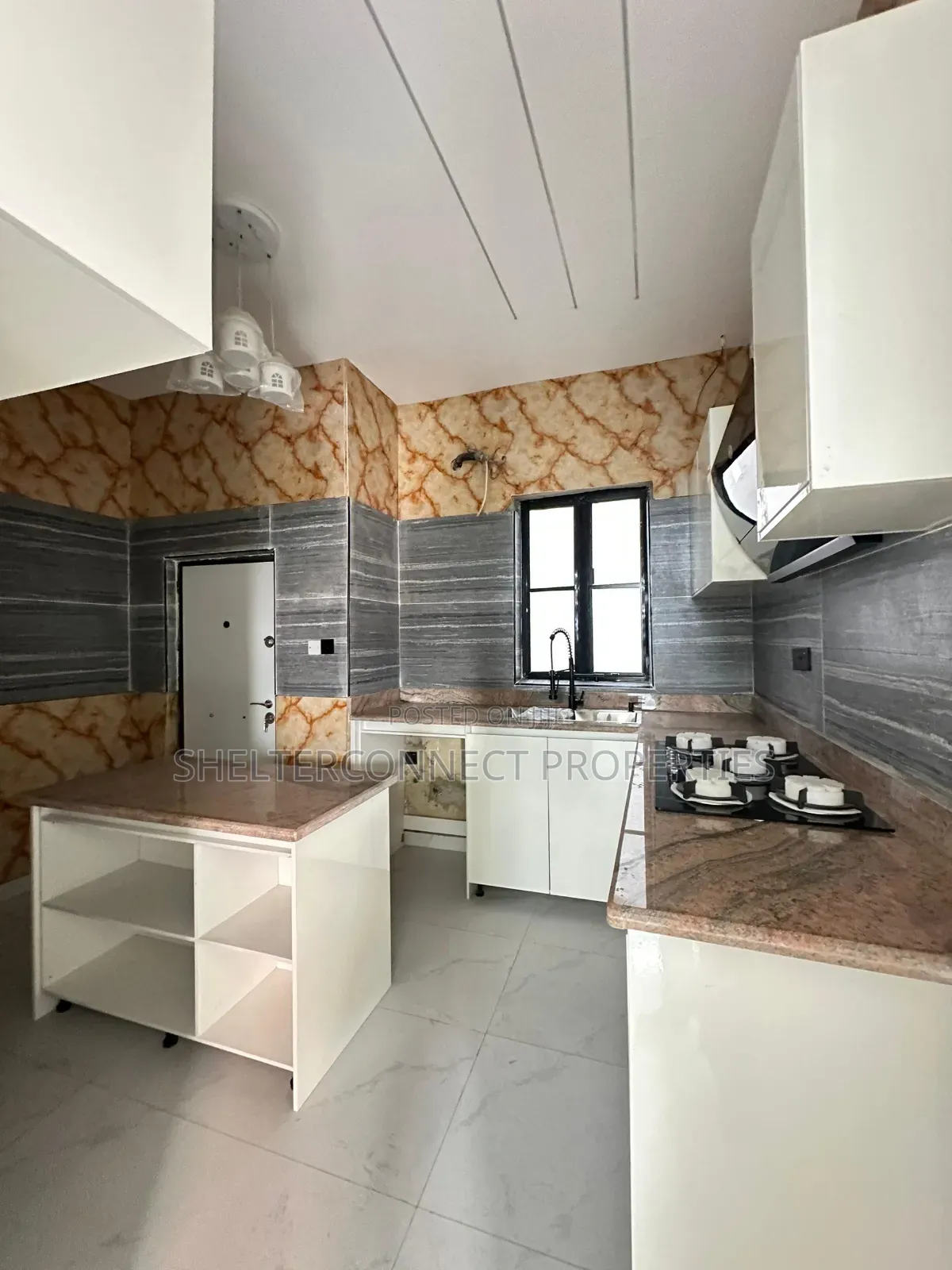 4bdrm Duplex in Osapa london for sale