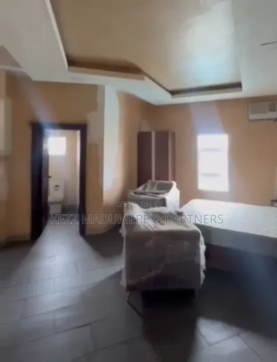 5bdrm Duplex in Off Obirikwere  New for sale