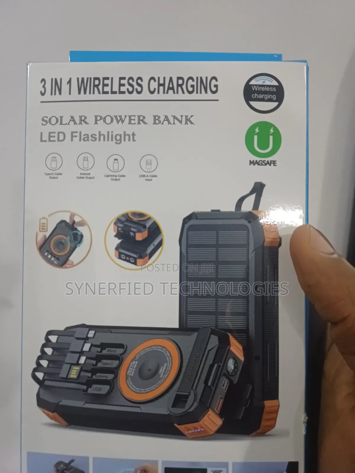 3-in-1 Wireless Charging Solar Power Bank With Hand-Crank Charging
