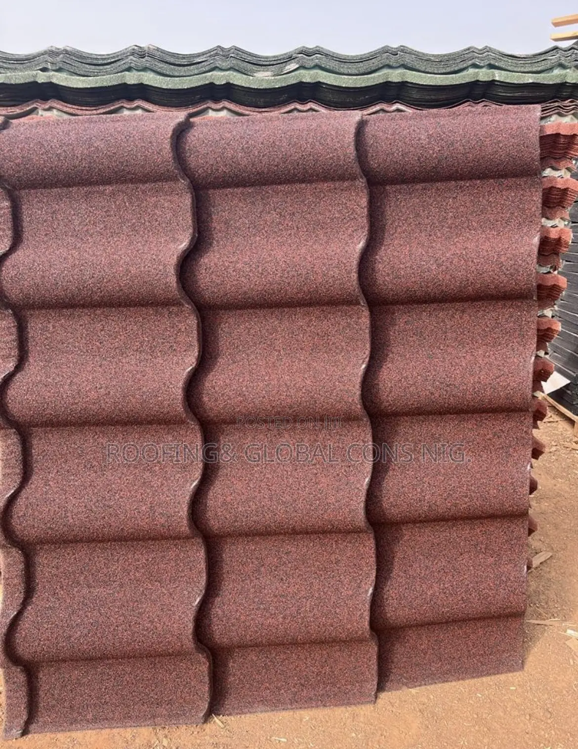 Red With Mix Black Romania Stone Coated Roofing Tiles