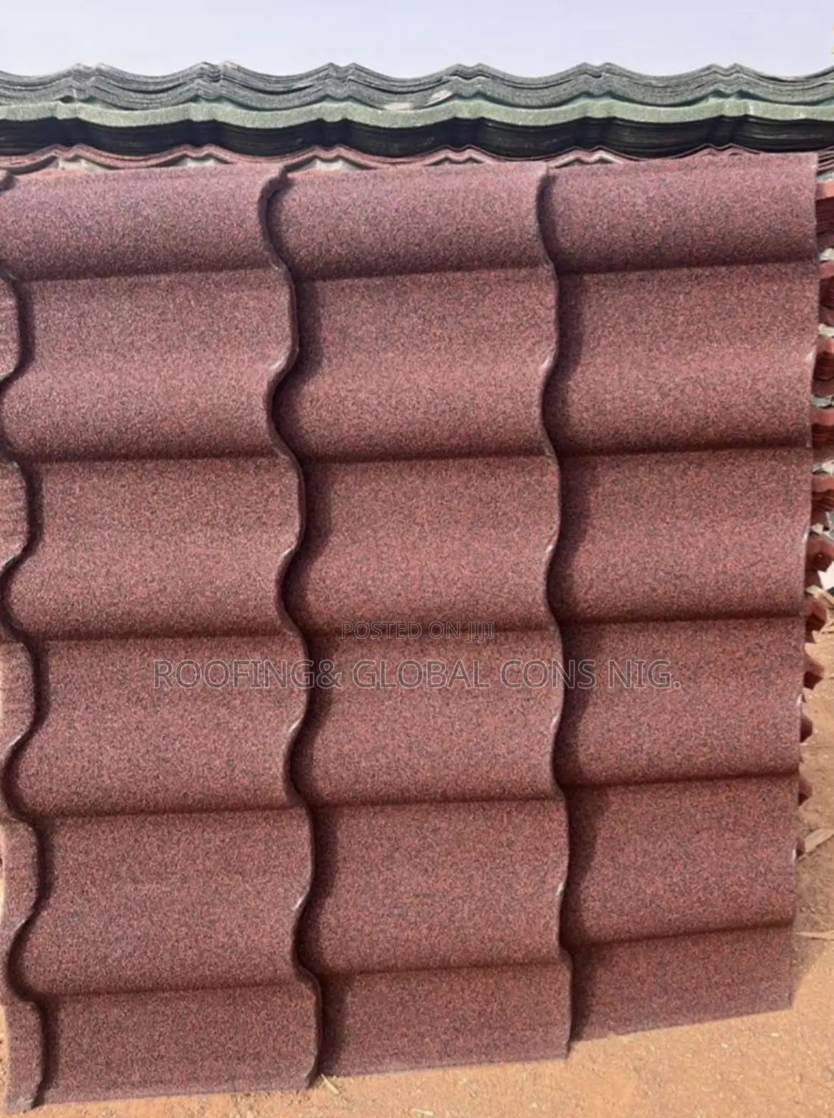 Red With Mix Black Romania Stone Coated Roofing Tiles