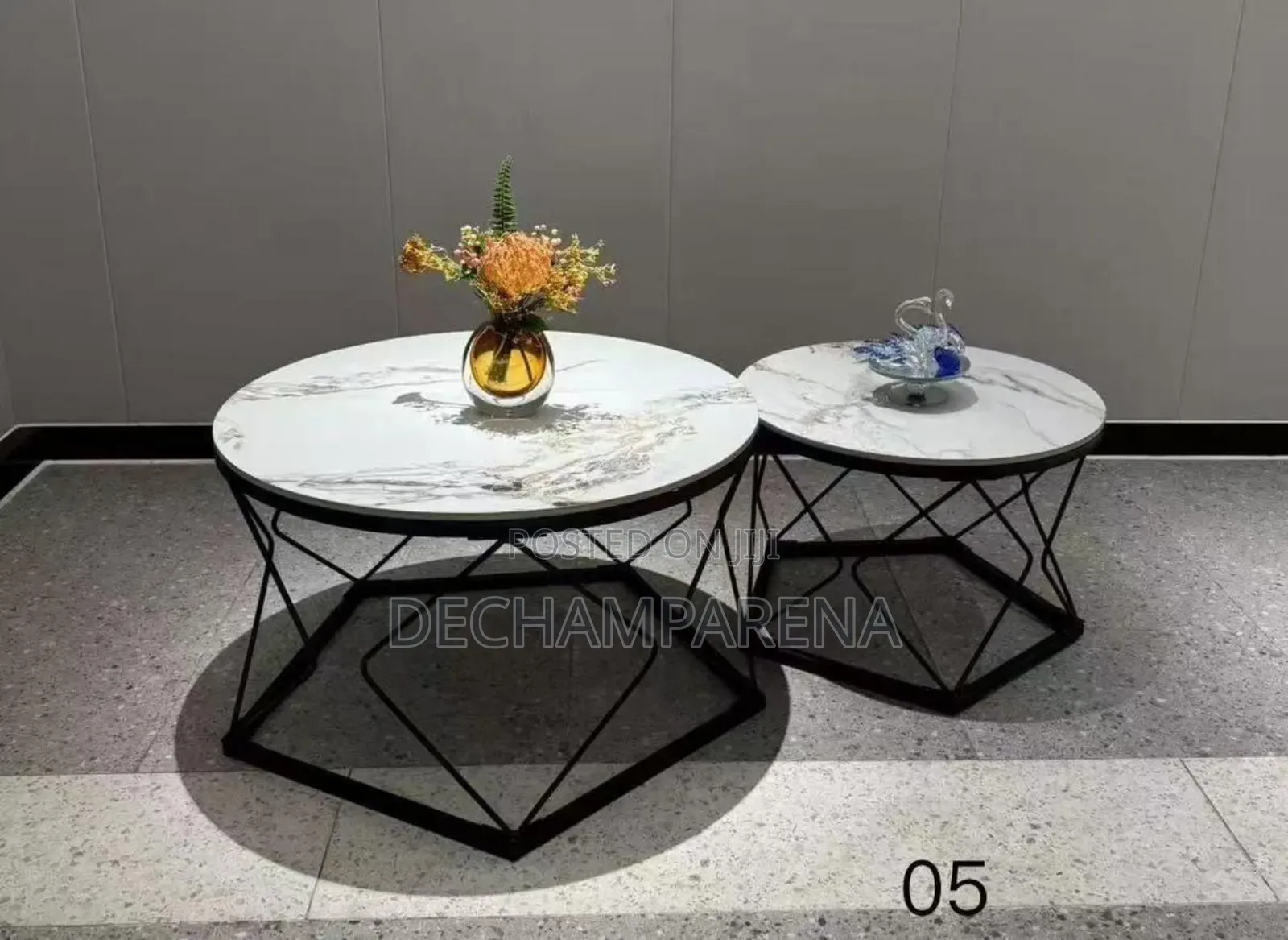 2 in 1 Coffee Table Available as Seen Now