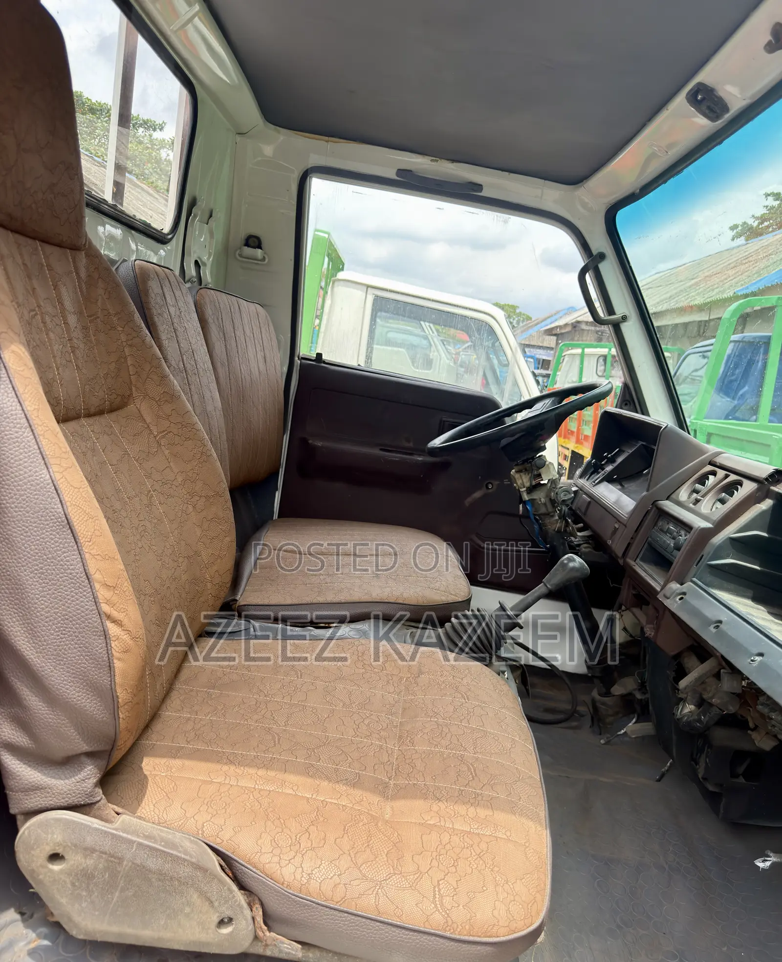 Toyota Dyna 150 Company Used 2.4l Engine 1998.