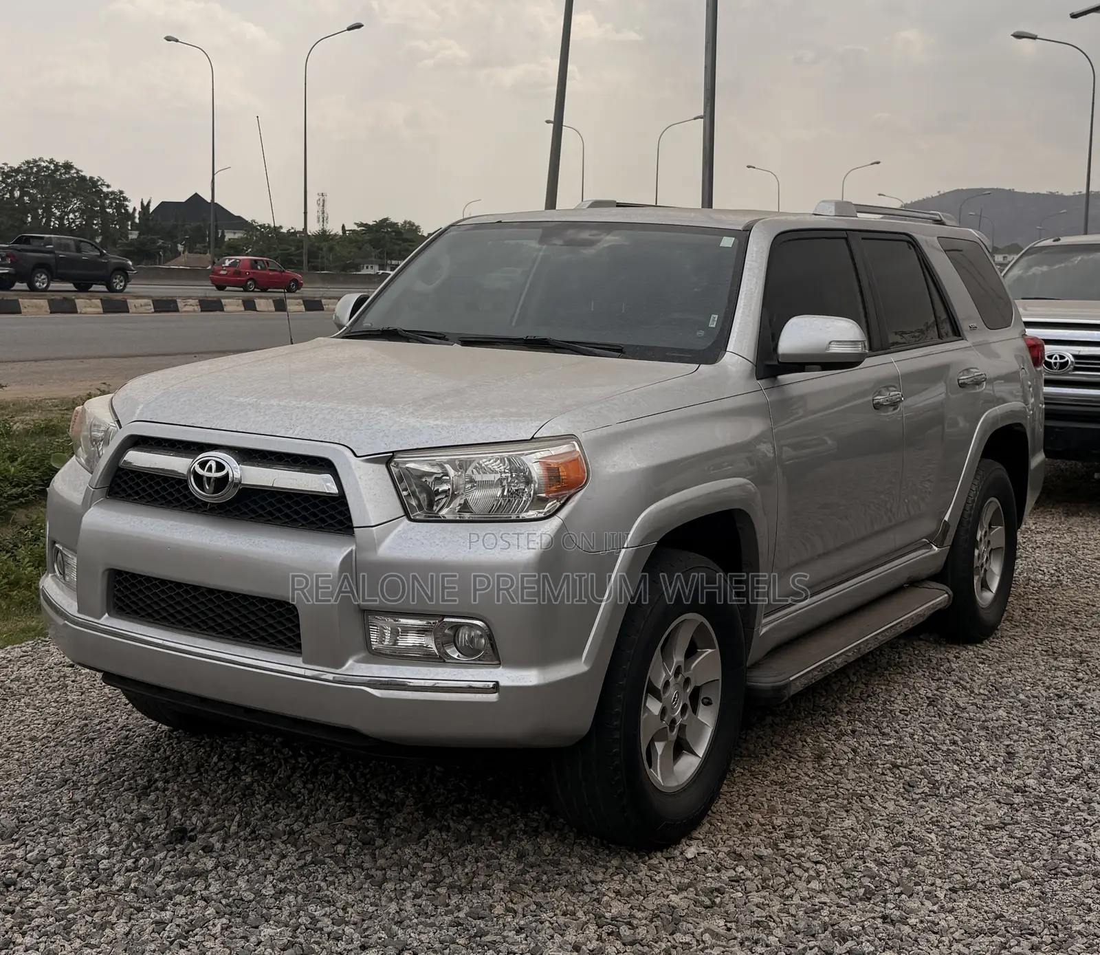 Toyota 4-Runner 2013 Silver