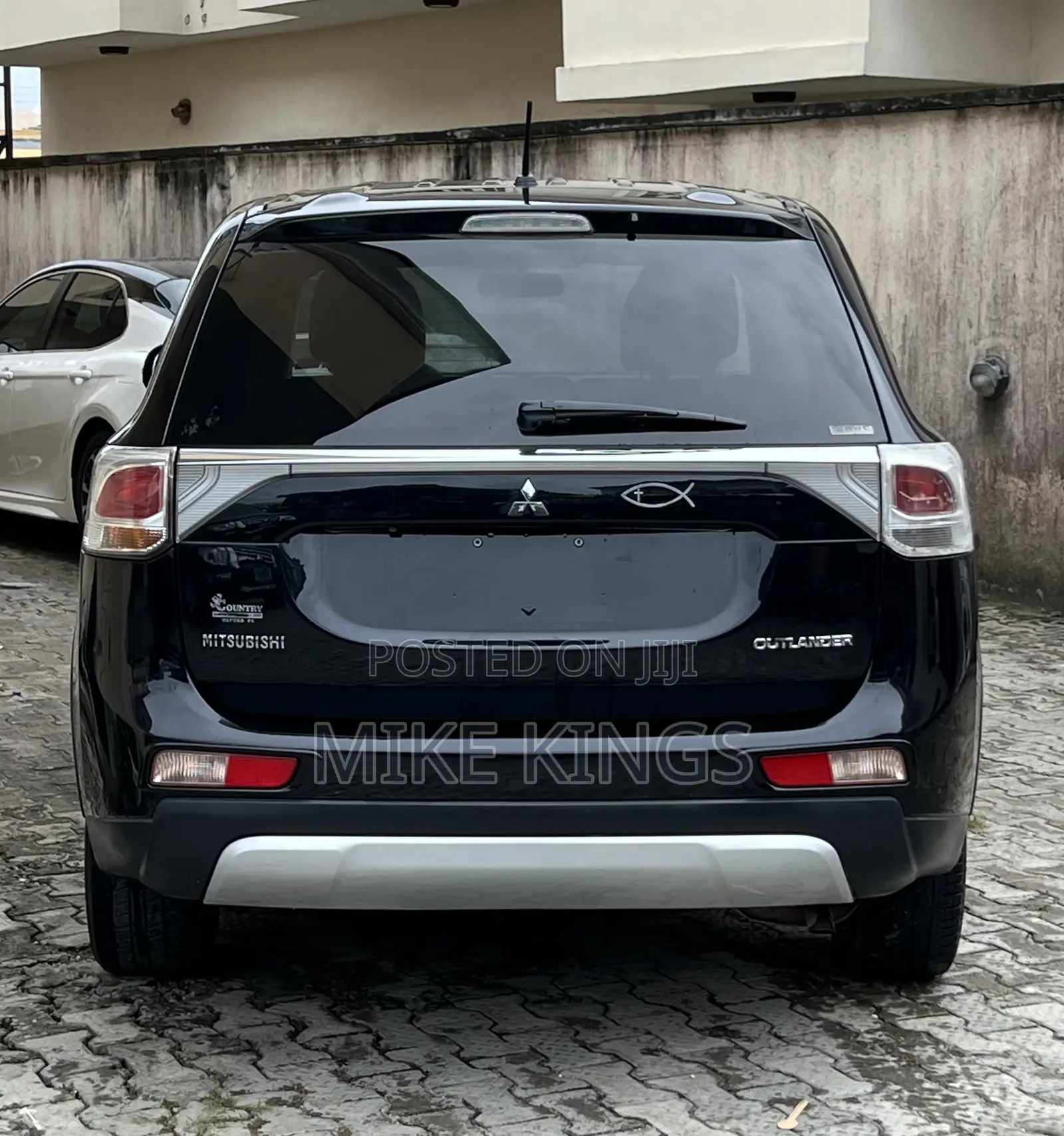 Mitsubishi Outlander SE 4dr SUV (2.4L 4cyl CVT) 2015 Black