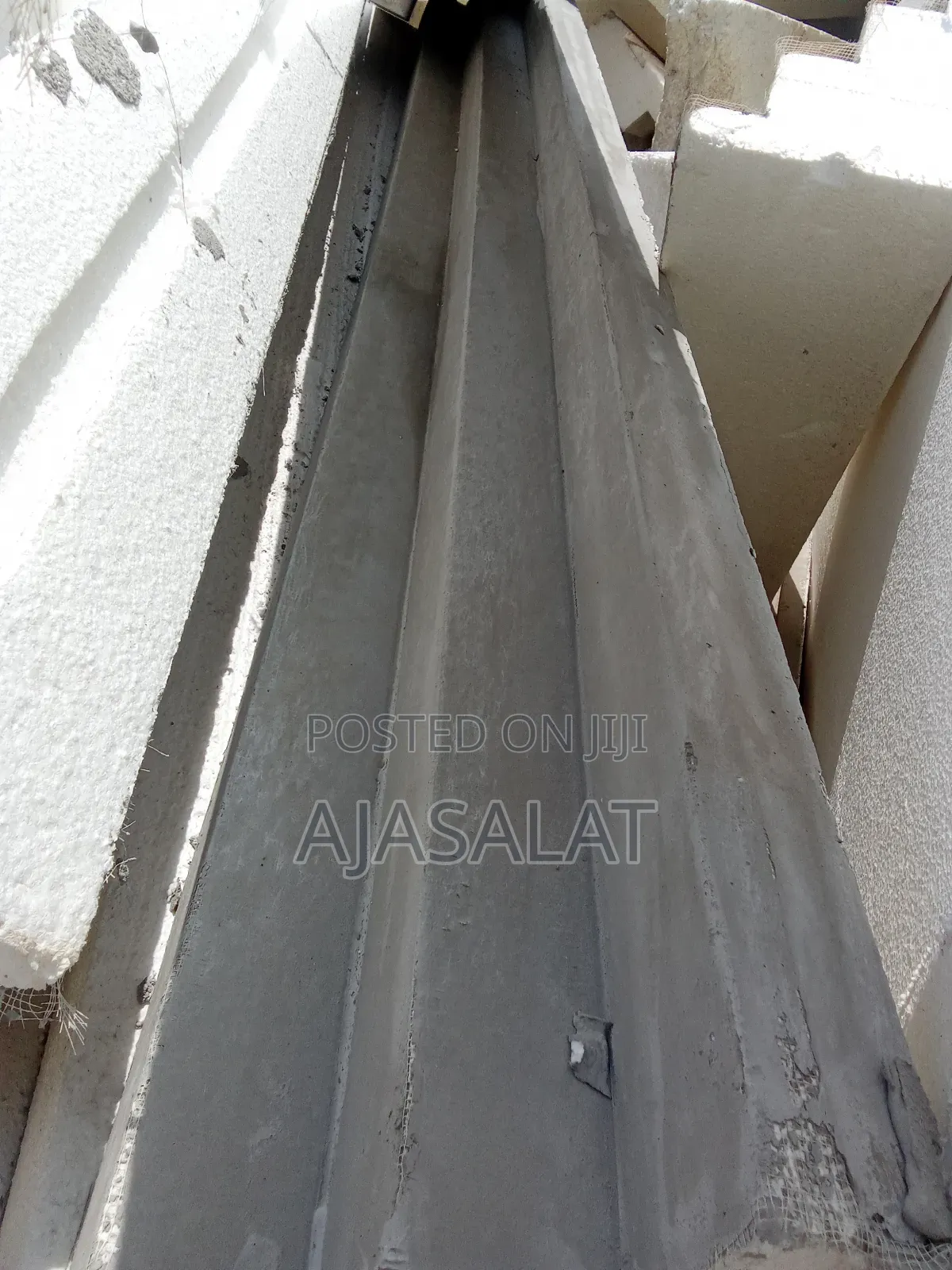 250 by 250 Polystyrene Parapet