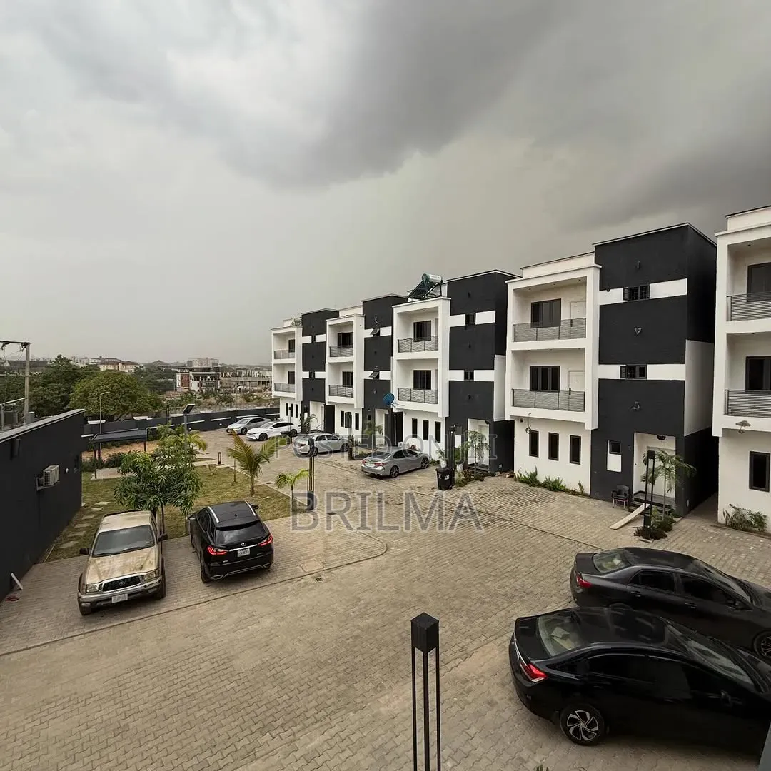 4bdrm Duplex in Jabi for sale