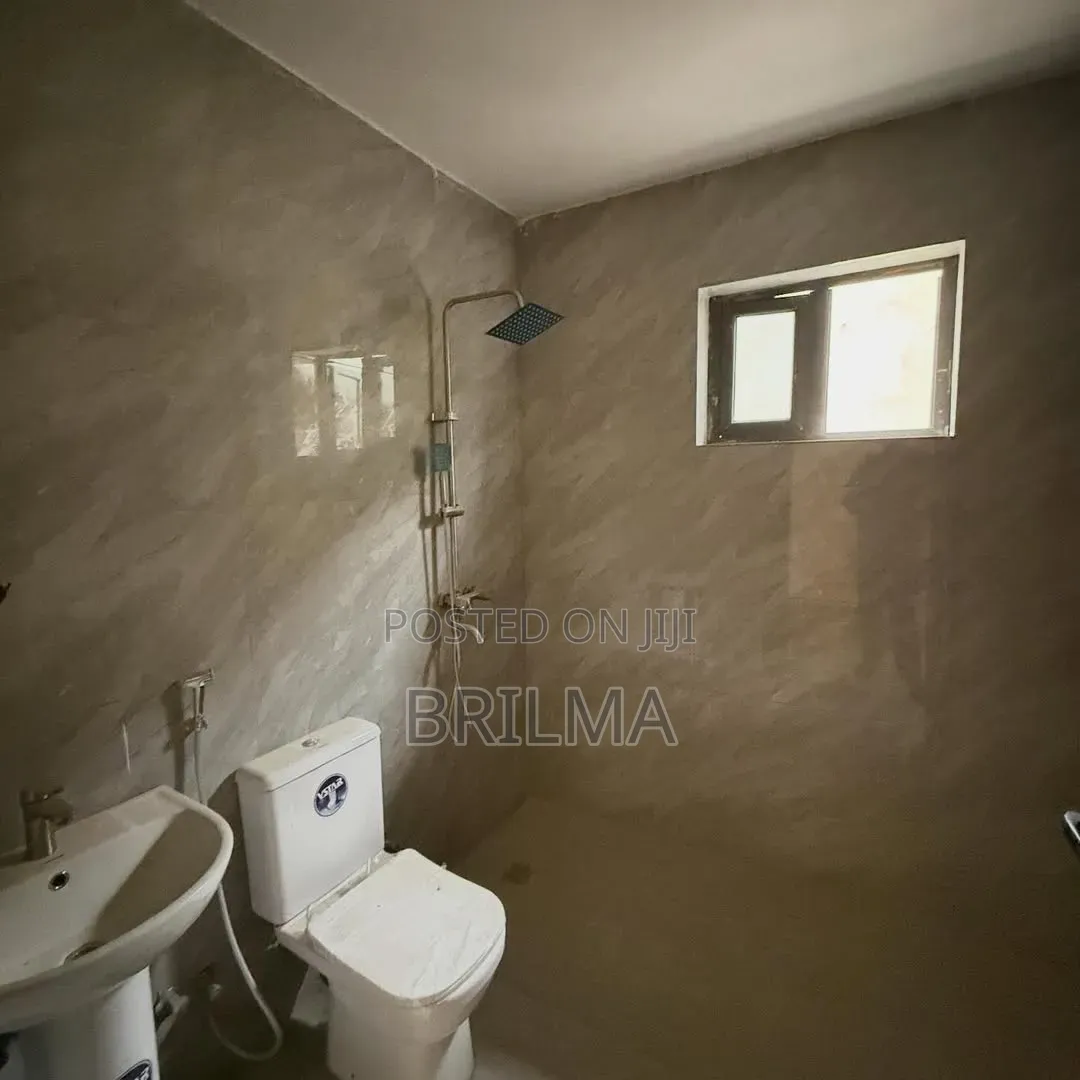 4bdrm Duplex in Jabi for sale