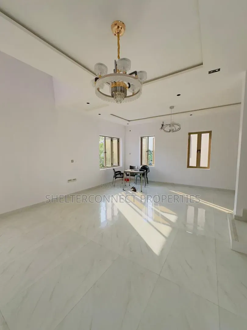 5bdrm Duplex in GRA Phase 2 Shangisha for sale