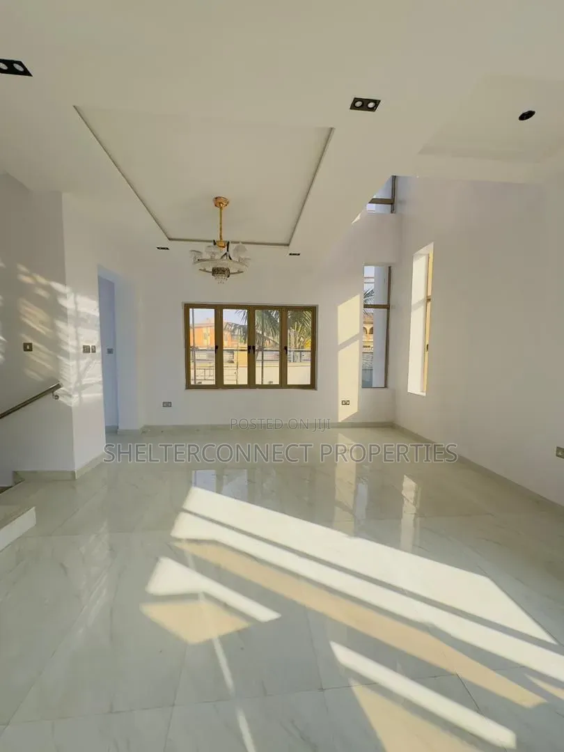 5bdrm Duplex in GRA Phase 2 Shangisha for sale