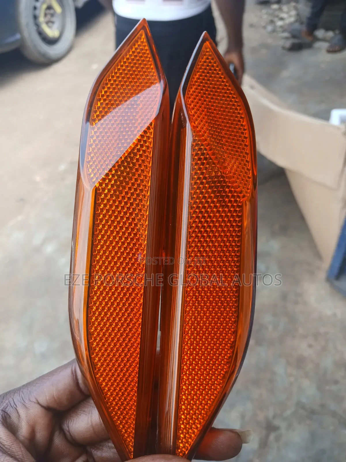 Fender Pointer Light Porsche Cayenne 2011-2017