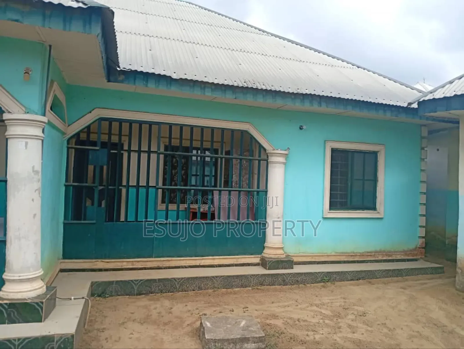 Furnished 5bdrm Bungalow in Uyo for sale