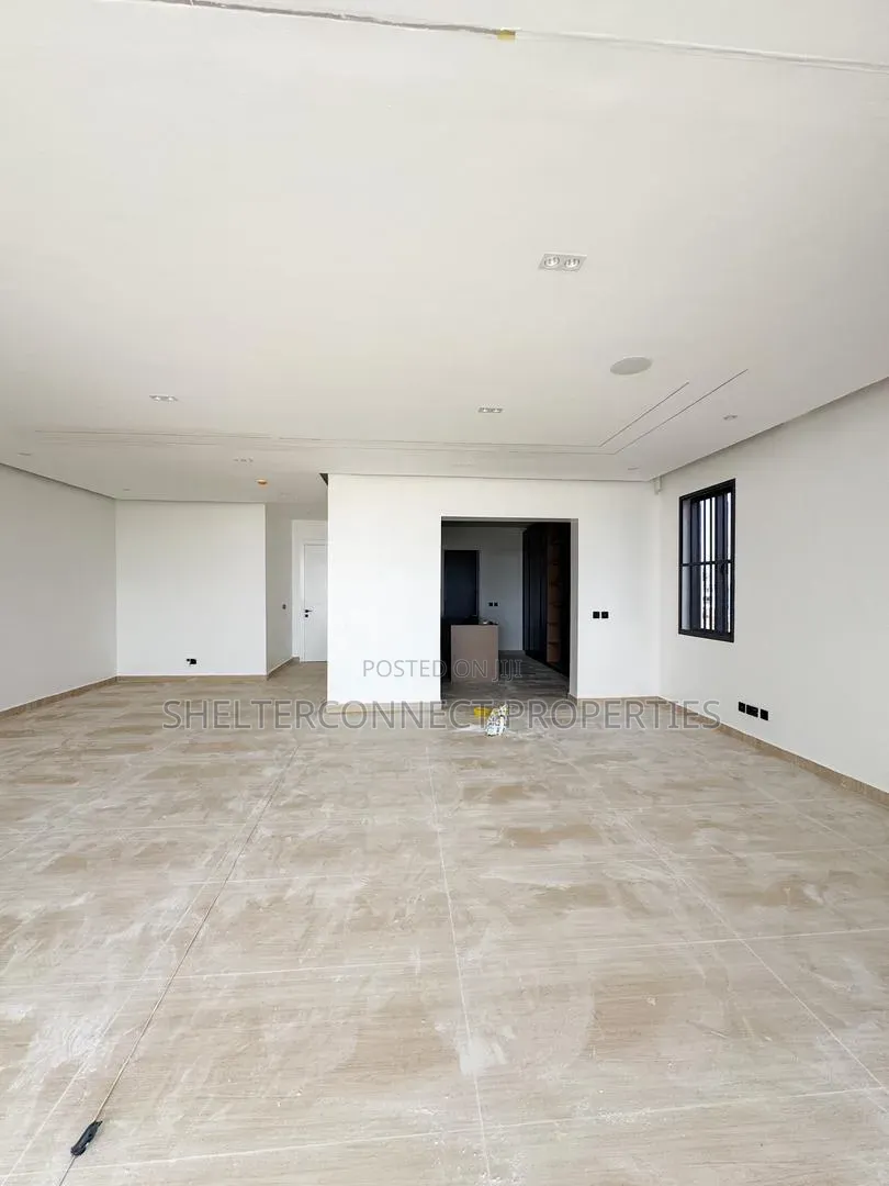5bdrm Duplex in Ikate for sale