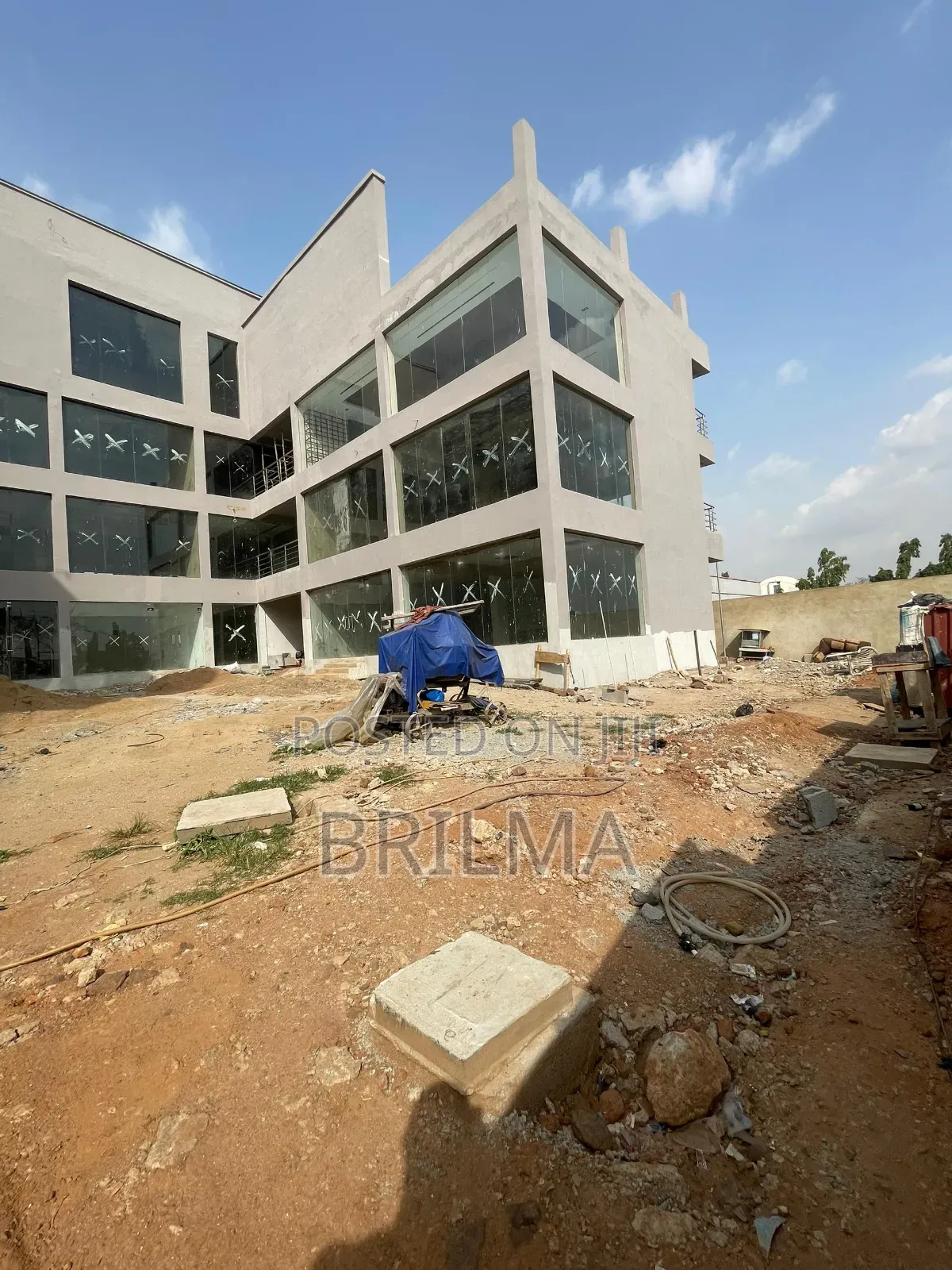 Shop and Office Space for Sale