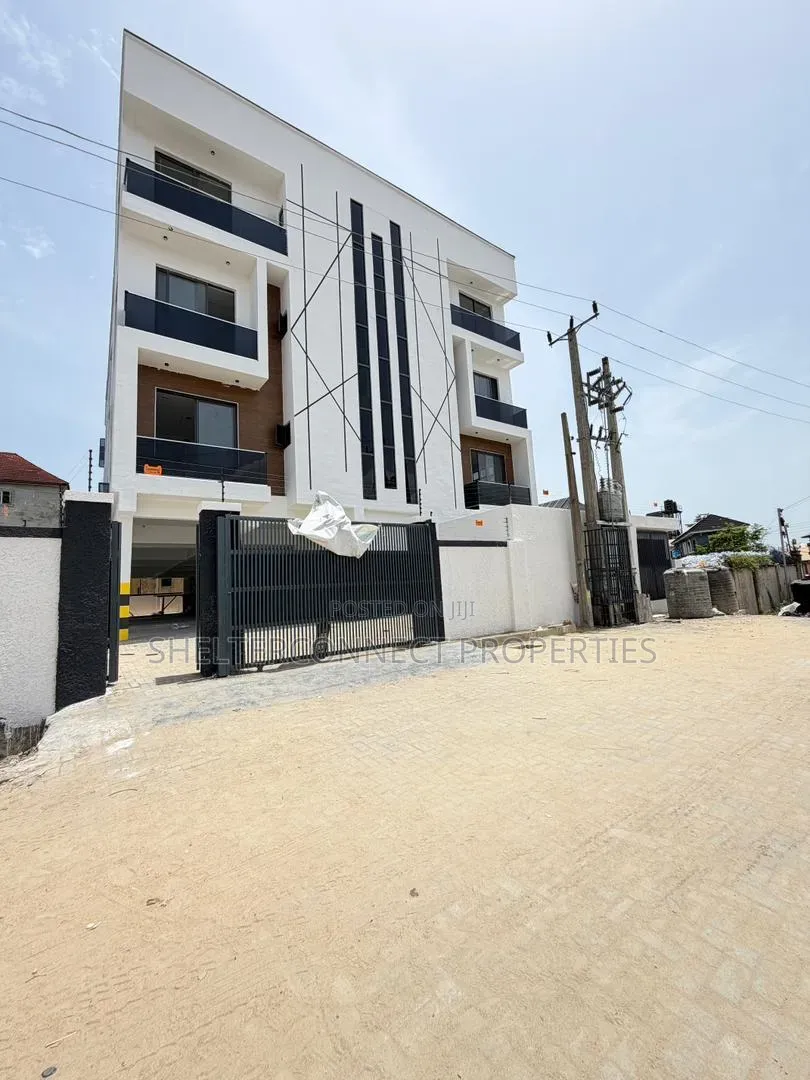 1bdrm Apartment in Lekki Expressway for sale