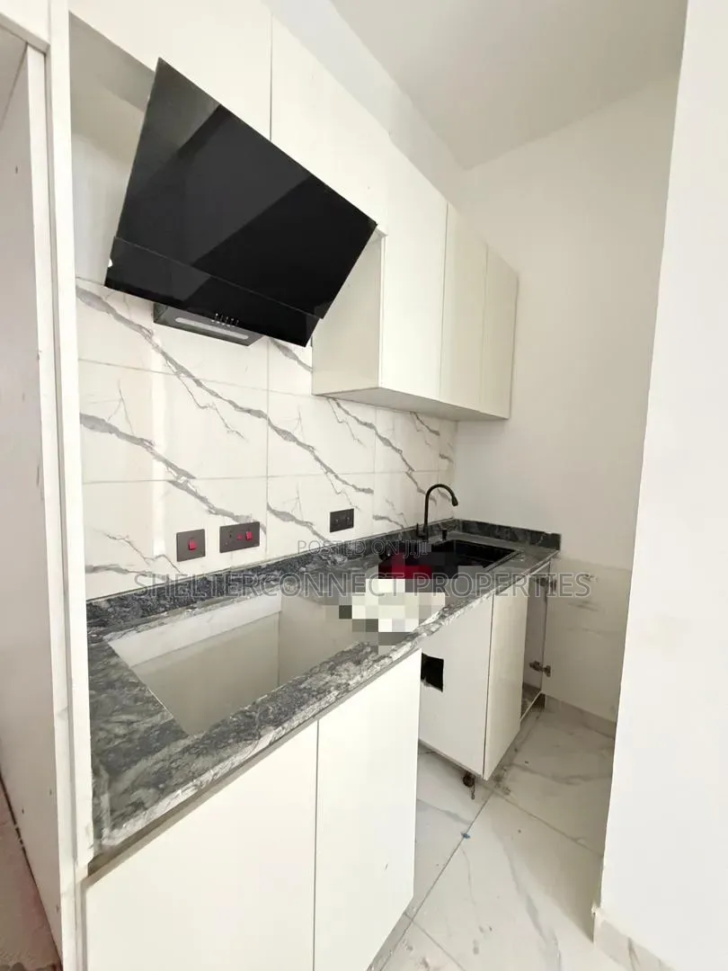 1bdrm Apartment in Lekki Expressway for sale