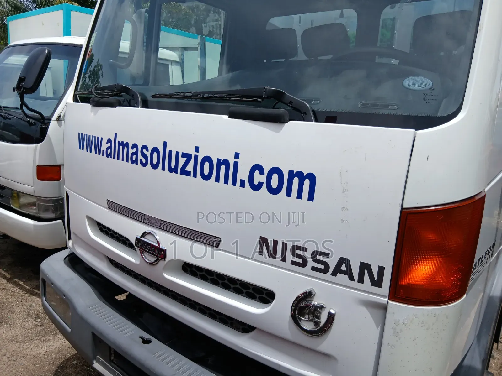 2008 Nissan Atleon