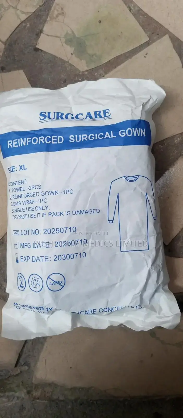 Reinforced Surgical Gown