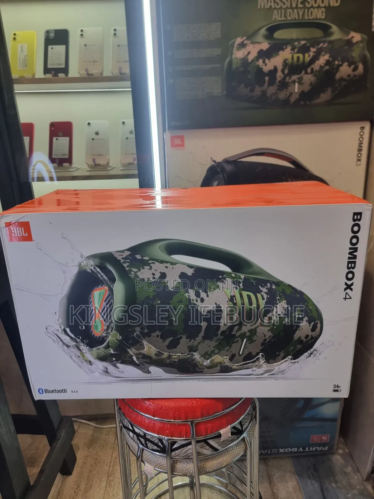 JBL Boombox 4