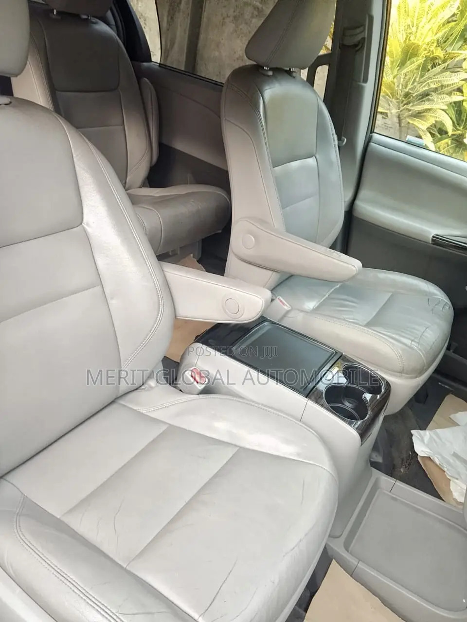 Toyota Sienna 2015 Blue
