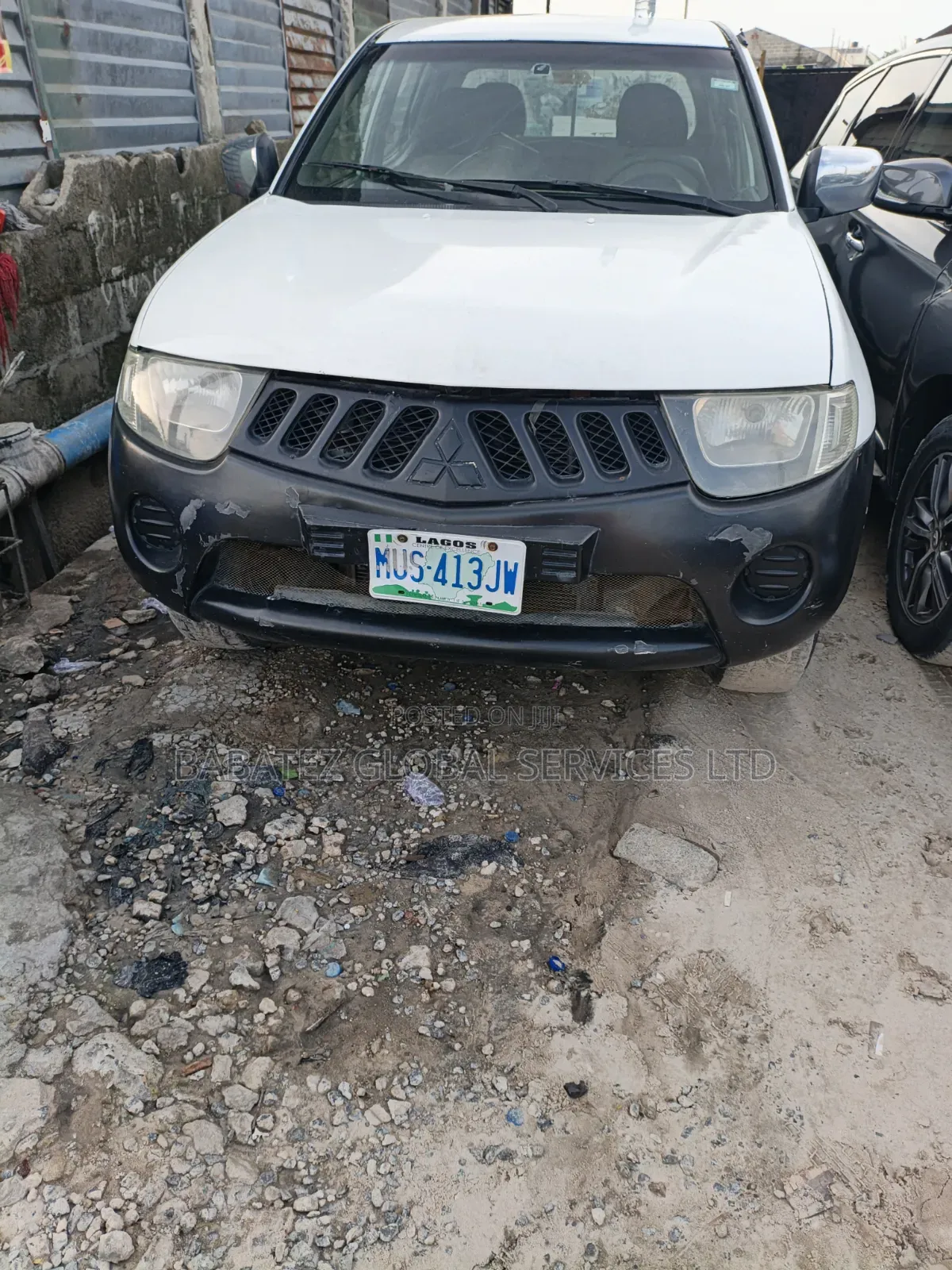 Mitsubishi L200 2012 White