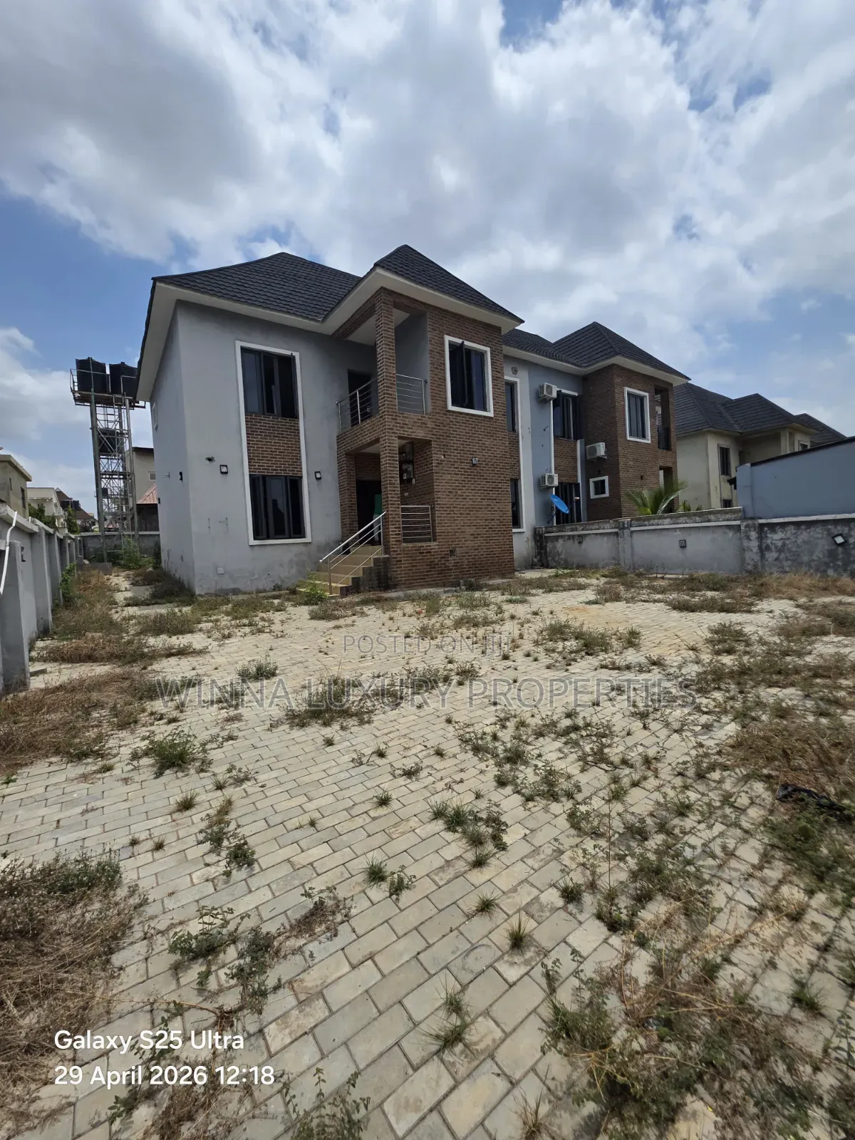 5bdrm Duplex in Northstar Garden, for sale
