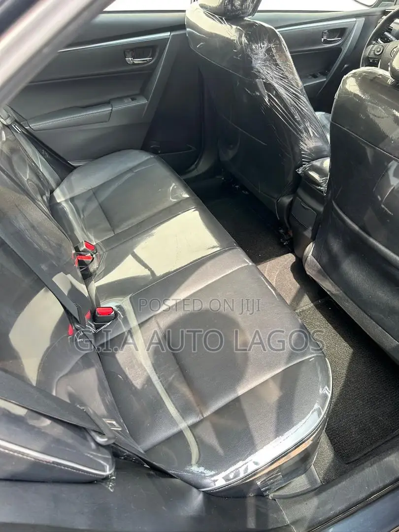 Toyota Corolla S 4dr Sedan (1.8L 4cyl CVT) 2014 Blue