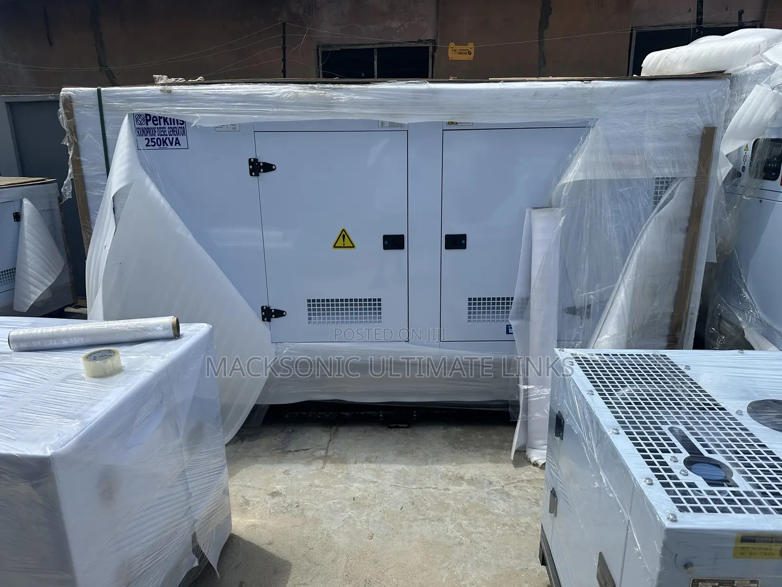 Sp250kva Perkins Soundproof Generator Set /Durable/ Powerful