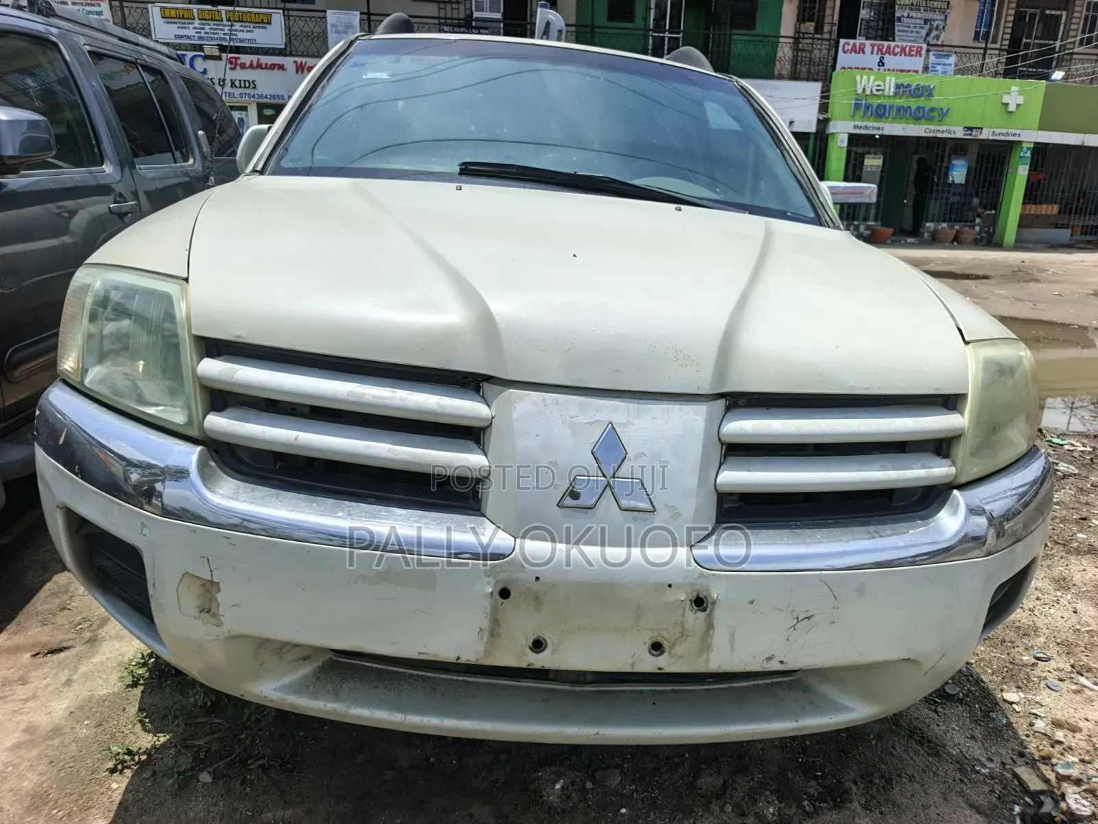 Mitsubishi Endeavor Limited AWD 2005 White