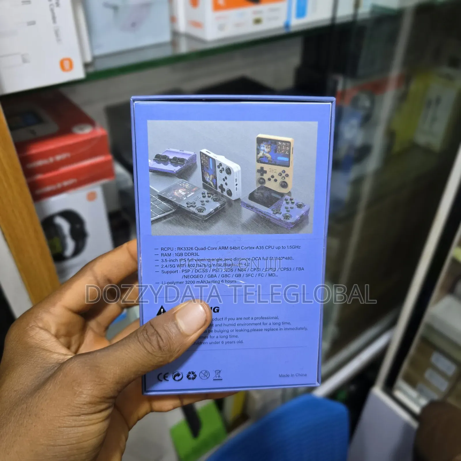 R36s Handheld Retro Game Console