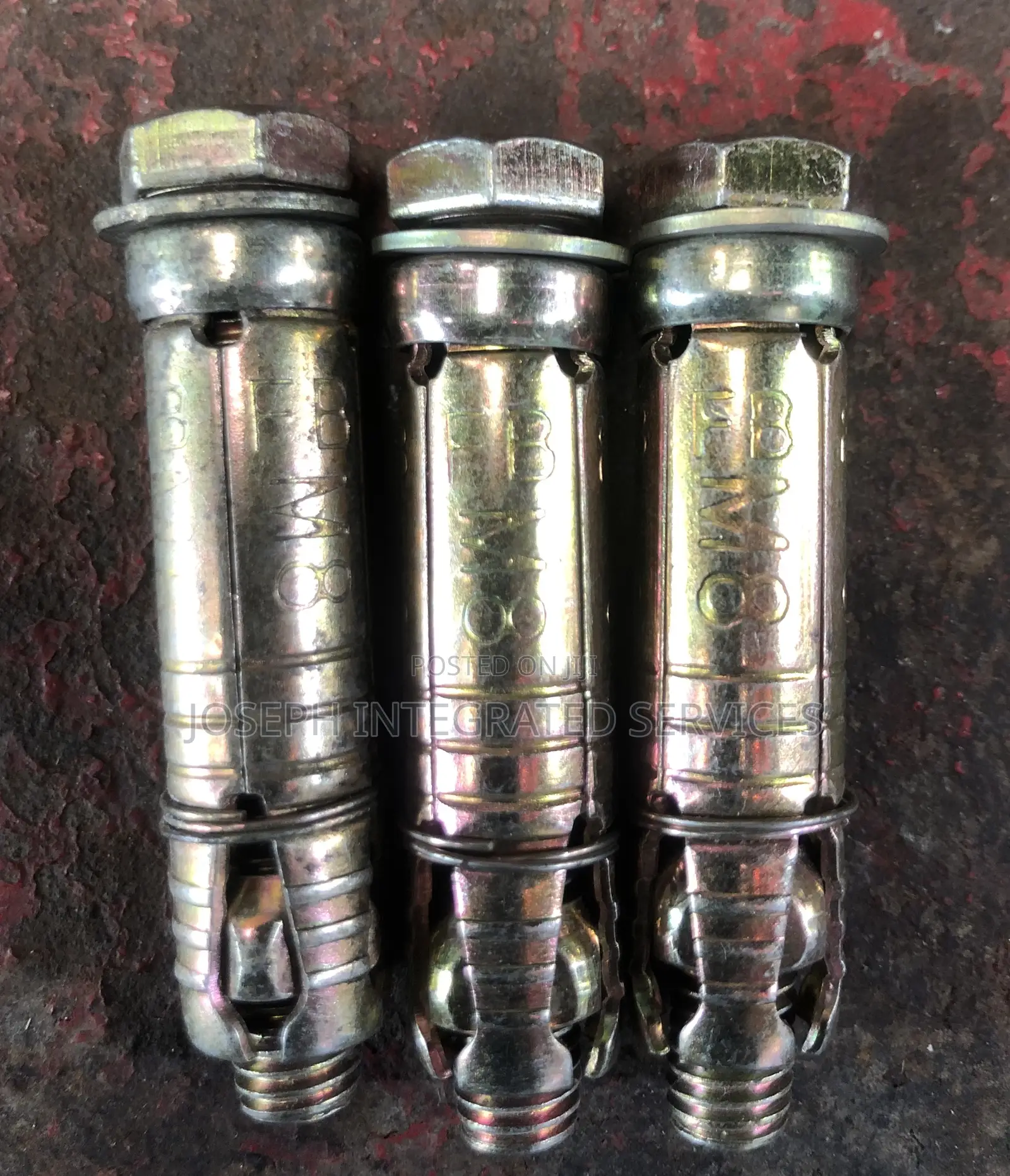 M8 Expansion Bolt