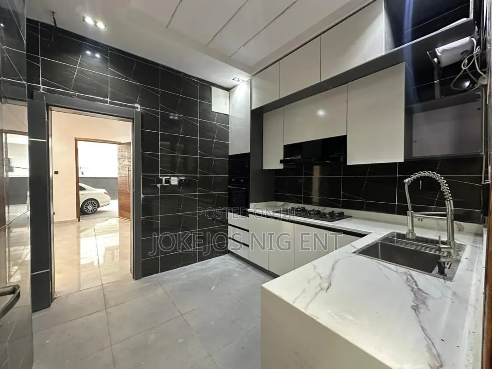 3bdrm Duplex in Ikota Gra Lekki for sale