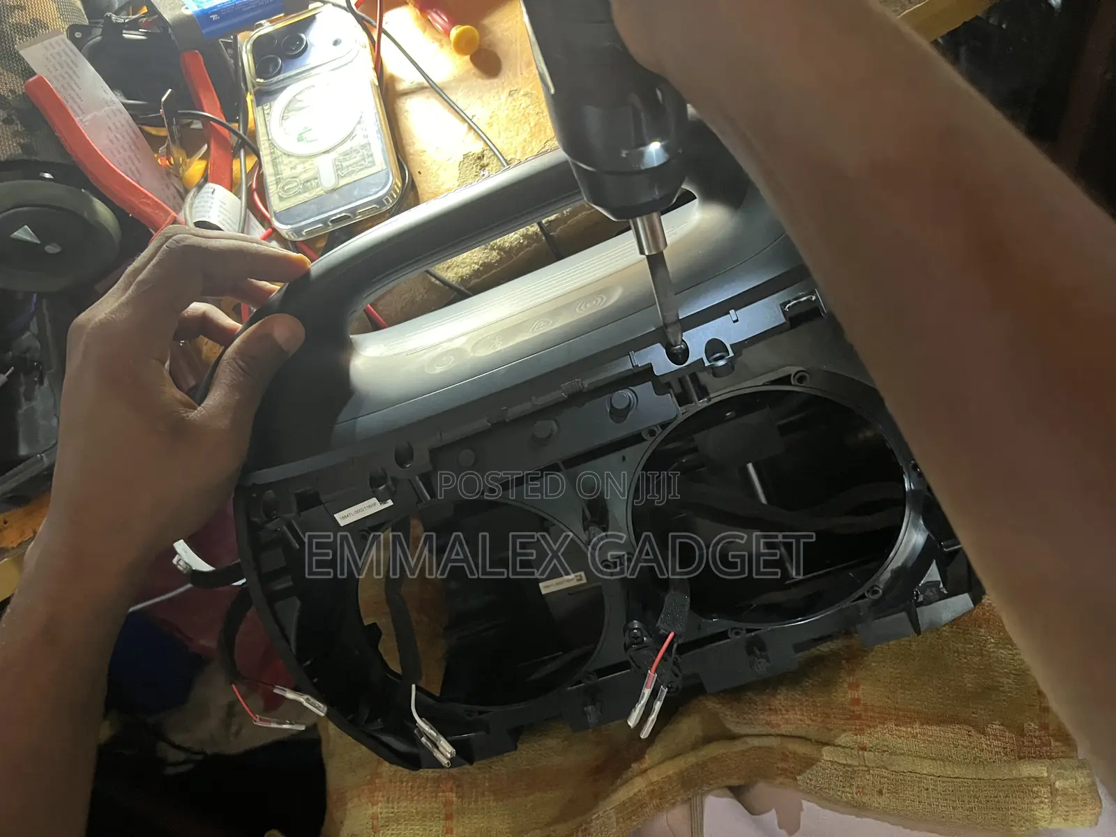 Boombox 4 Repair