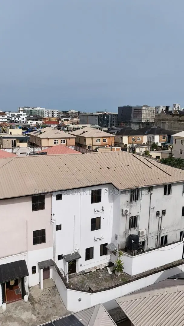 4bdrm Duplex in Lekki Phase 1 for sale