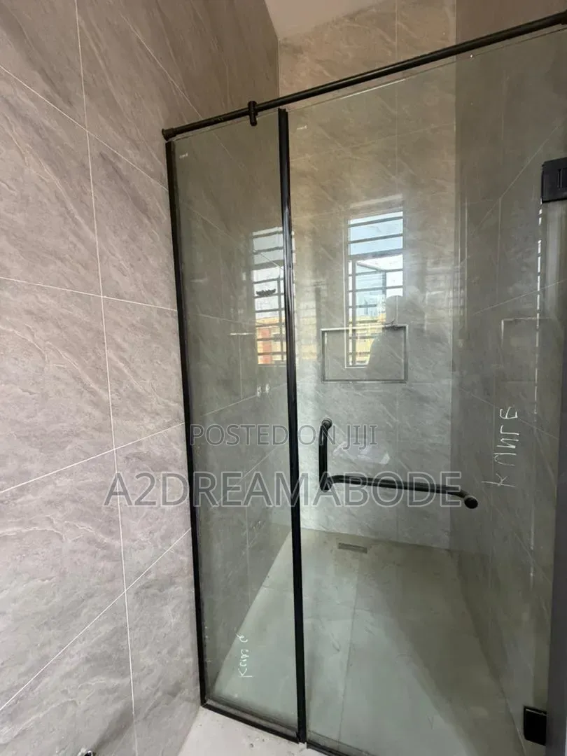 3bdrm Apartment in Opebi for sale