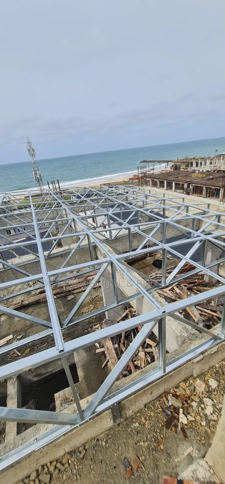 Steel Roof Trusses Constructions / LGS Fabrications