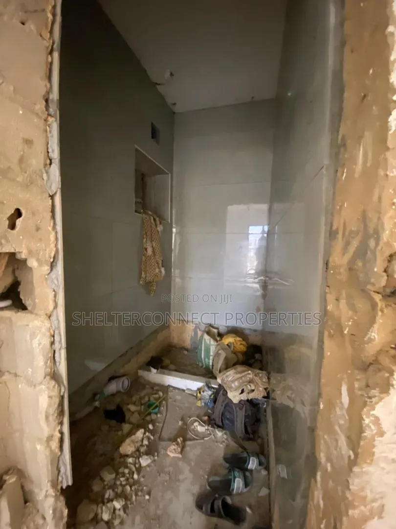 2bdrm Apartment in Victoria Island Extension for sale