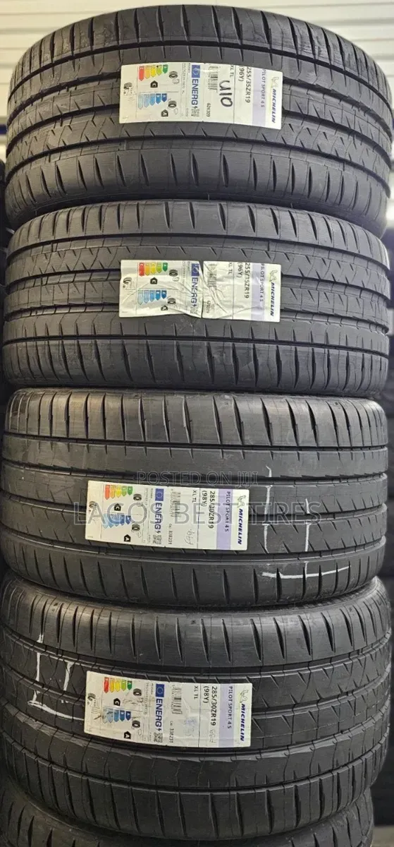 Brandnewmichelinpilot Sport4s(255/35zr19)–Professionalgradeperformance